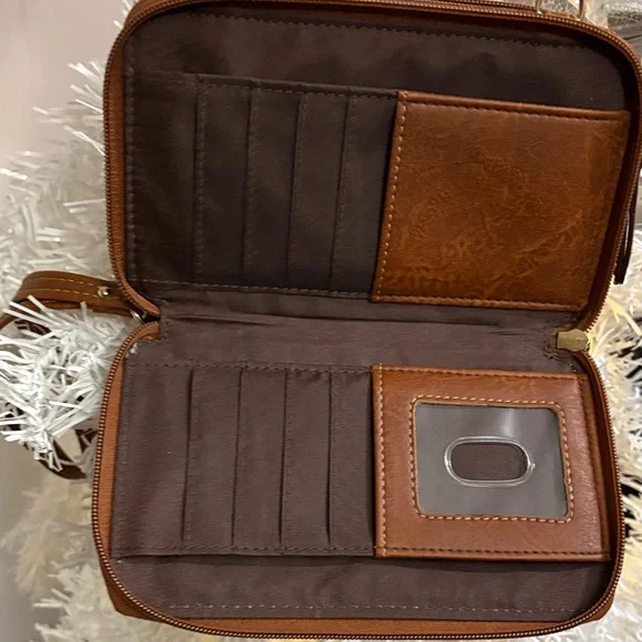 B.O.C. Born Concepts Lavender and Brown Crossbody Bag or a wristlet! - Picture 6 of 12